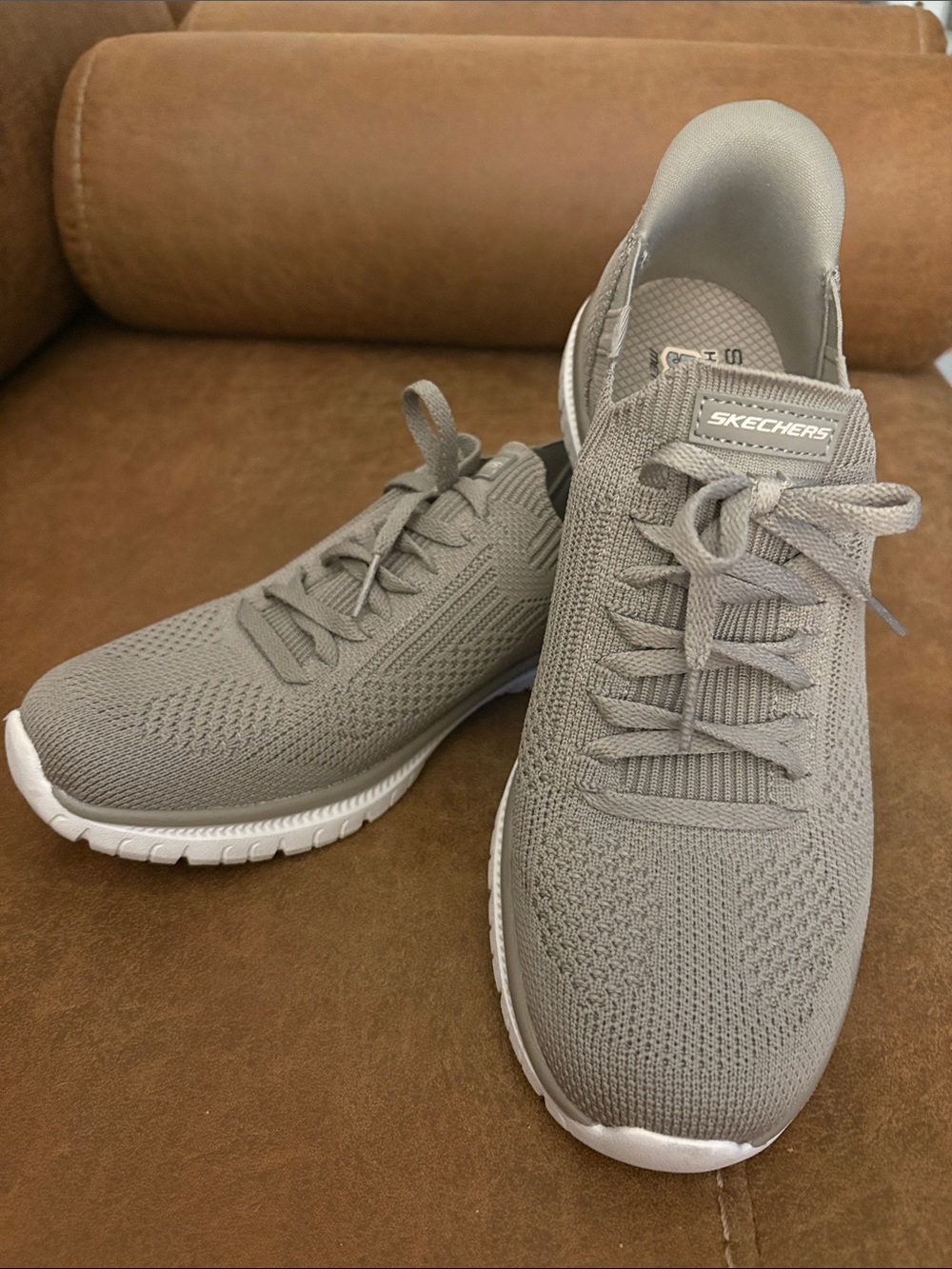 Skechers Swift Fit Virtue Slip-Ins Sneakers Taupe/Gray 9 EUC